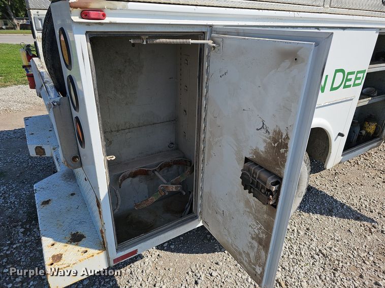 image for item DO2861 2008 Chevrolet Silverado 2500HD  Ext. Cab utility bed pickup truck