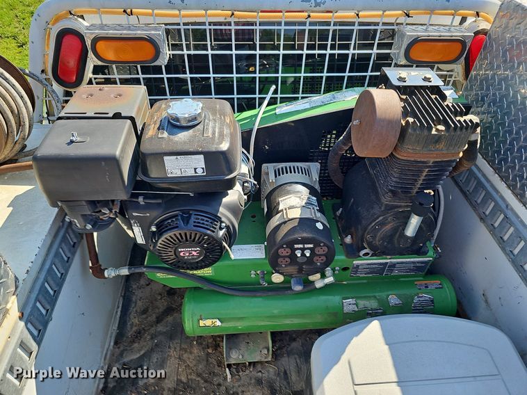 image for item DO2861 2008 Chevrolet Silverado 2500HD  Ext. Cab utility bed pickup truck