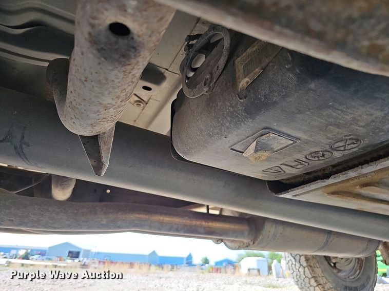 image for item DO2861 2008 Chevrolet Silverado 2500HD  Ext. Cab utility bed pickup truck