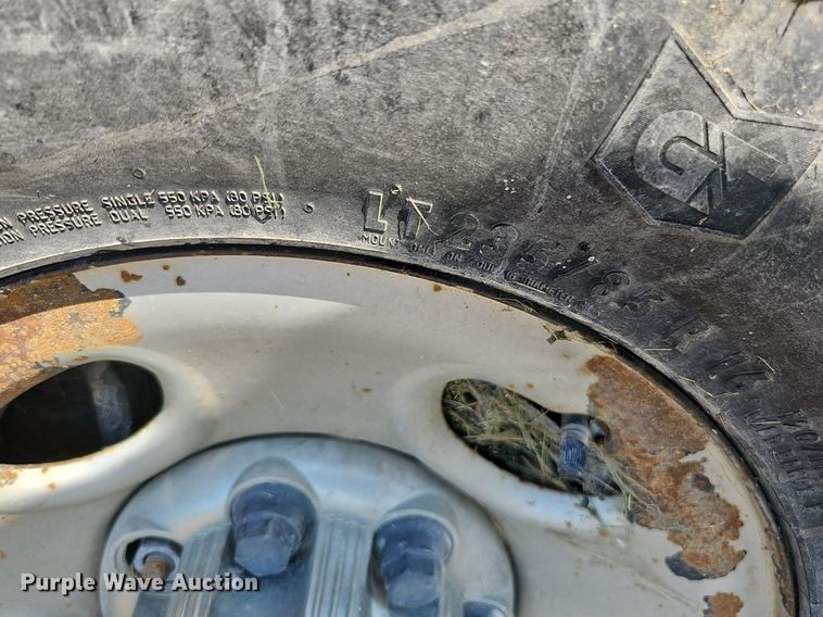 image for item DO2861 2008 Chevrolet Silverado 2500HD  Ext. Cab utility bed pickup truck