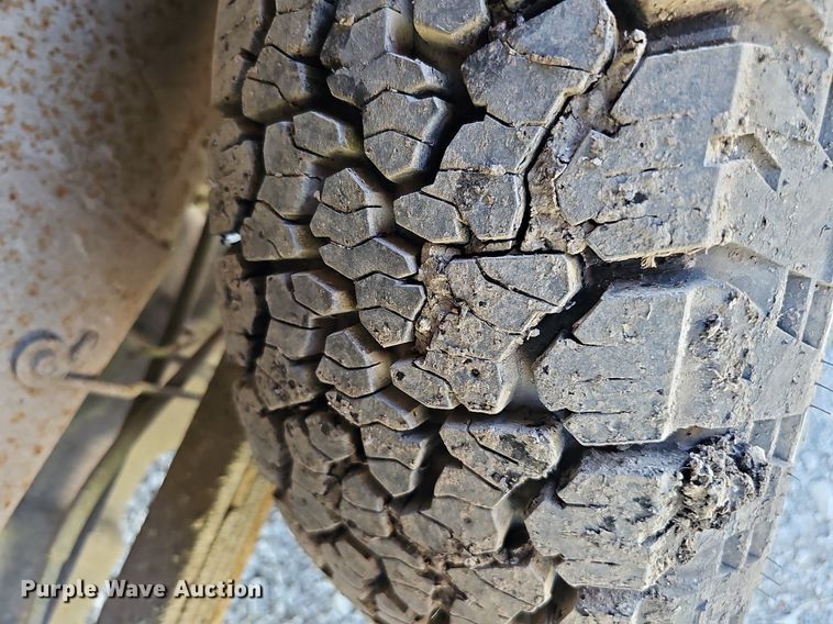 image for item DO2861 2008 Chevrolet Silverado 2500HD  Ext. Cab utility bed pickup truck