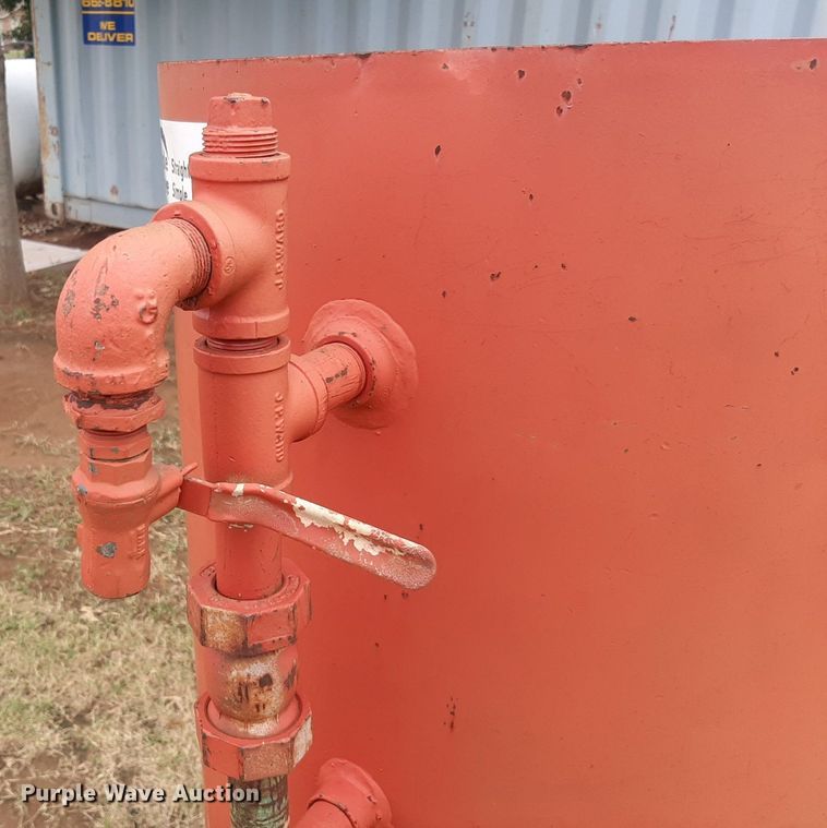 image for item DO3143 Clemco  sand blasting pot