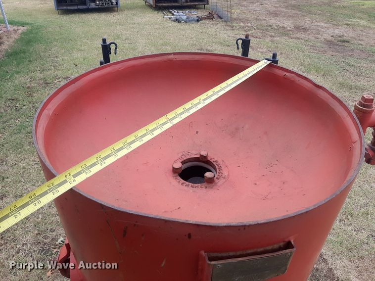 image for item DO3143 Clemco  sand blasting pot