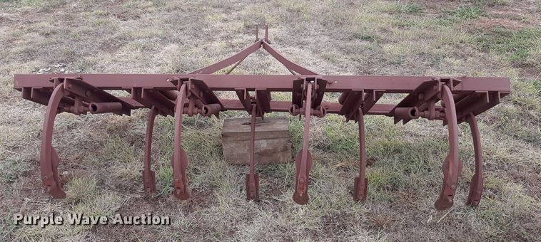 image for item DO3148 Field cultivator