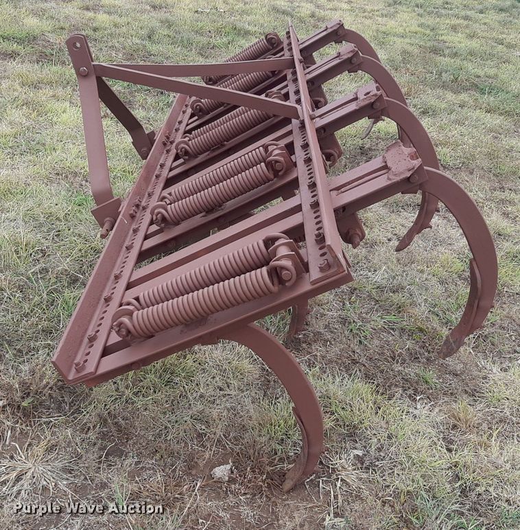 image for item DO3148 Field cultivator