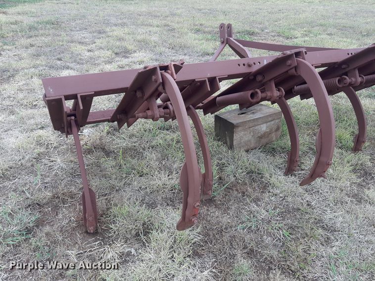 image for item DO3148 Field cultivator