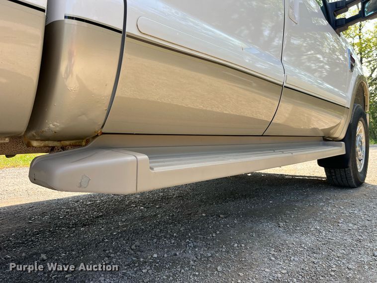 image for item DP2060 2008 Ford F350 Super Duty Lariat King Ranch  Crew Cab pickup truck