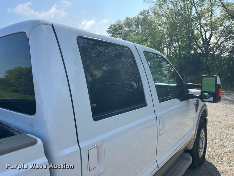 image for item DP2060 2008 Ford F350 Super Duty Lariat King Ranch  Crew Cab pickup truck