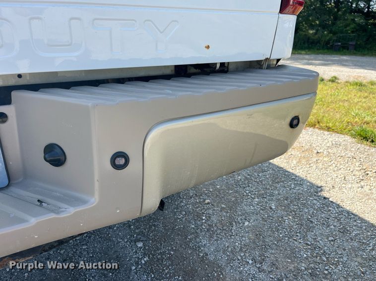 image for item DP2060 2008 Ford F350 Super Duty Lariat King Ranch  Crew Cab pickup truck