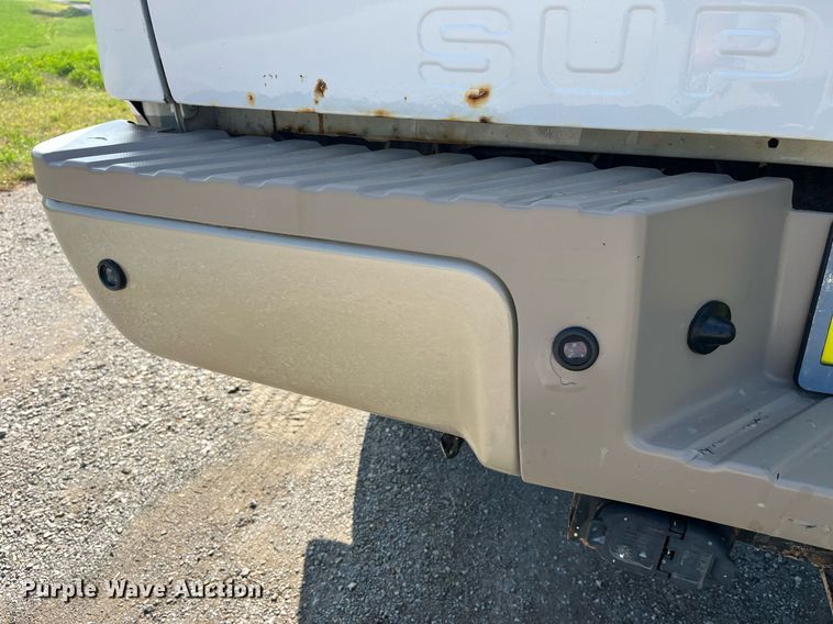 image for item DP2060 2008 Ford F350 Super Duty Lariat King Ranch  Crew Cab pickup truck