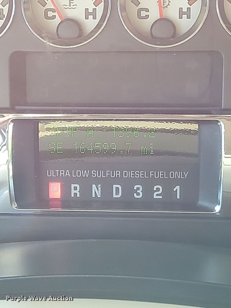 image for item DP2060 2008 Ford F350 Super Duty Lariat King Ranch  Crew Cab pickup truck