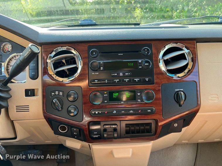 image for item DP2060 2008 Ford F350 Super Duty Lariat King Ranch  Crew Cab pickup truck