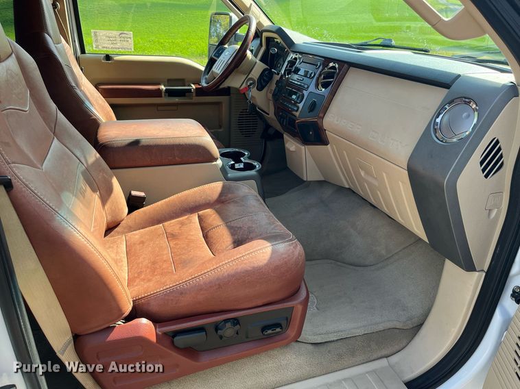 image for item DP2060 2008 Ford F350 Super Duty Lariat King Ranch  Crew Cab pickup truck