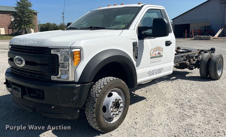 image for item DP2061 2017 Ford F550 Super Duty XL  truck cab and chassis