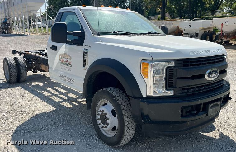 image for item DP2061 2017 Ford F550 Super Duty XL  truck cab and chassis