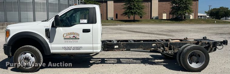 image for item DP2061 2017 Ford F550 Super Duty XL  truck cab and chassis