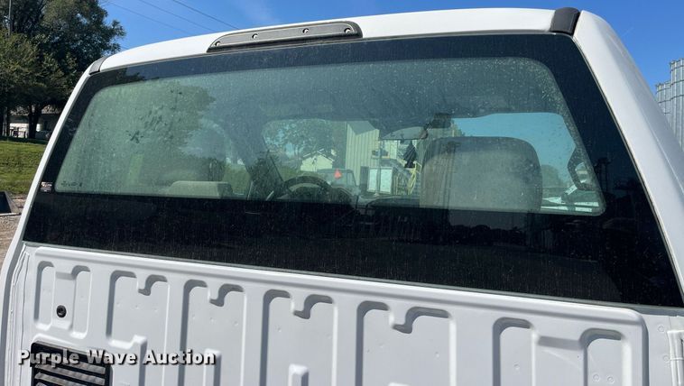 image for item DP2061 2017 Ford F550 Super Duty XL  truck cab and chassis