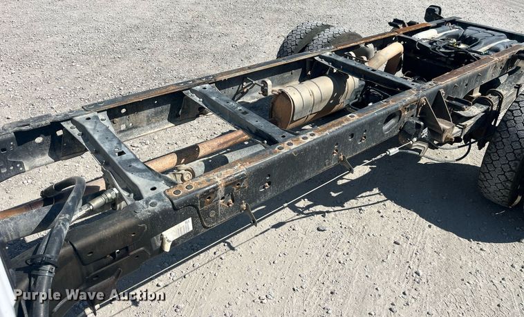 image for item DP2061 2017 Ford F550 Super Duty XL  truck cab and chassis