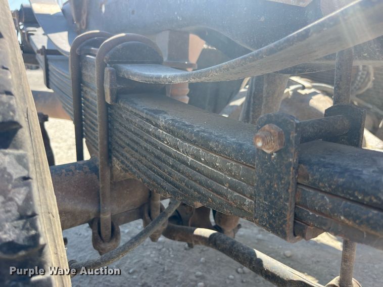 image for item DP2061 2017 Ford F550 Super Duty XL  truck cab and chassis