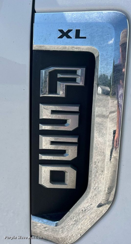 image for item DP2061 2017 Ford F550 Super Duty XL  truck cab and chassis