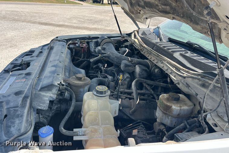 image for item DP2061 2017 Ford F550 Super Duty XL  truck cab and chassis