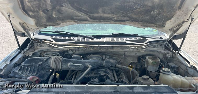 image for item DP2061 2017 Ford F550 Super Duty XL  truck cab and chassis