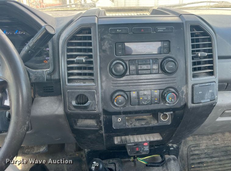 image for item DP2061 2017 Ford F550 Super Duty XL  truck cab and chassis