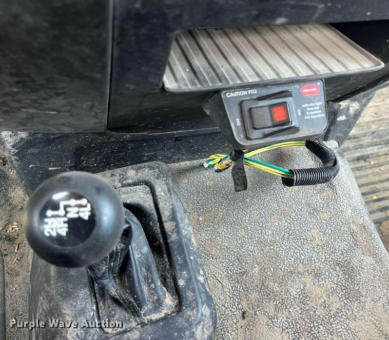 image for item DP2061 2017 Ford F550 Super Duty XL  truck cab and chassis