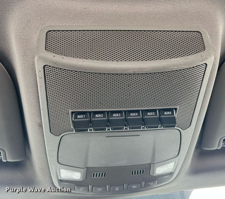 image for item DP2061 2017 Ford F550 Super Duty XL  truck cab and chassis