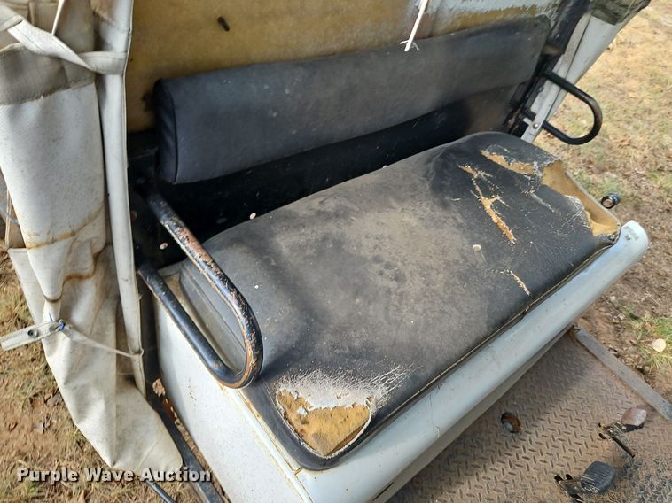 image for item DP2382 1989 Cushman 898459-8920  utility vehicle