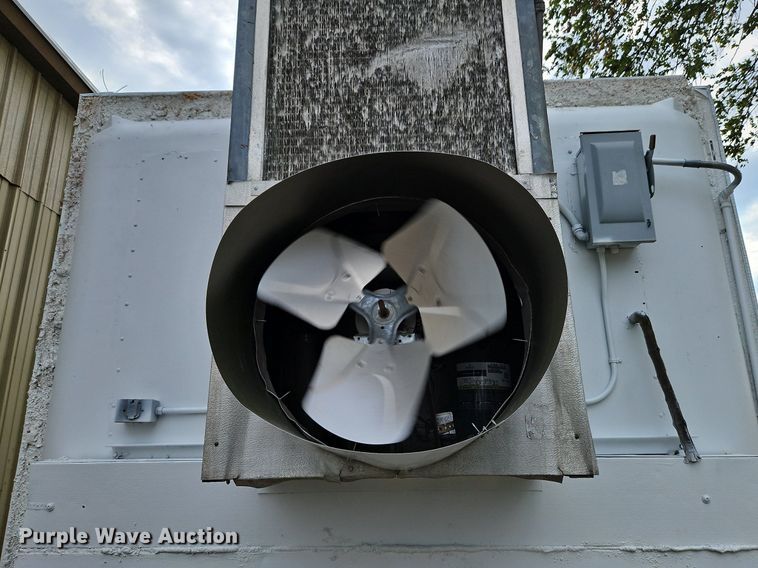 image for item DP2384 Walk-in cooler