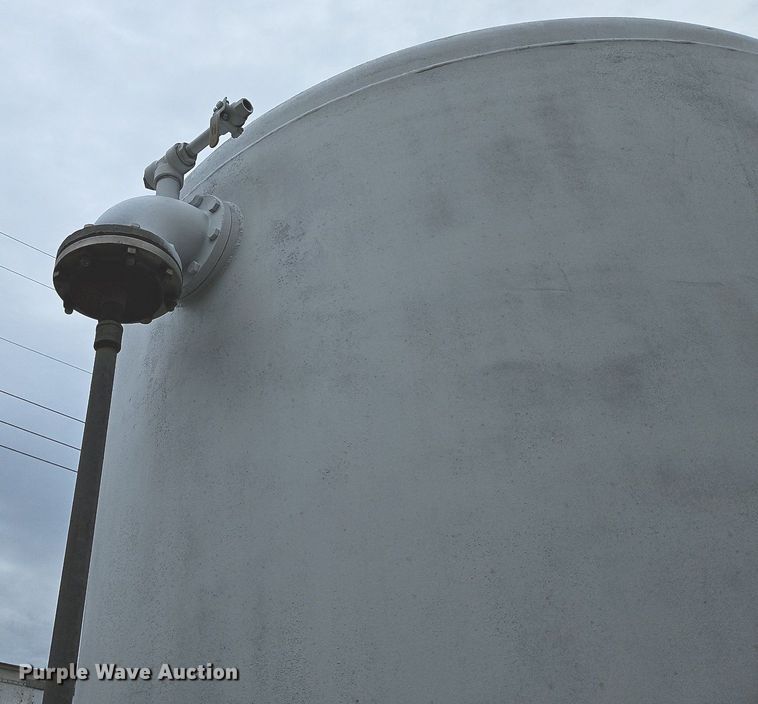 image for item DP2419 1984 Western Filter Co.  pressure tank