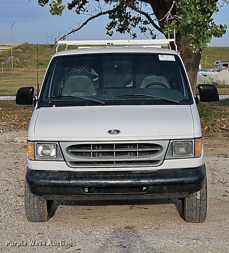 image for item DP2433 2000 Ford E350 Super Duty  van