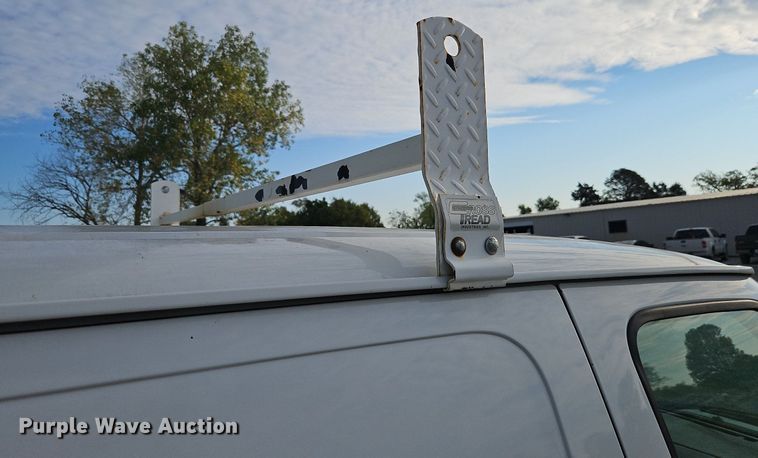 image for item DP2433 2000 Ford E350 Super Duty  van