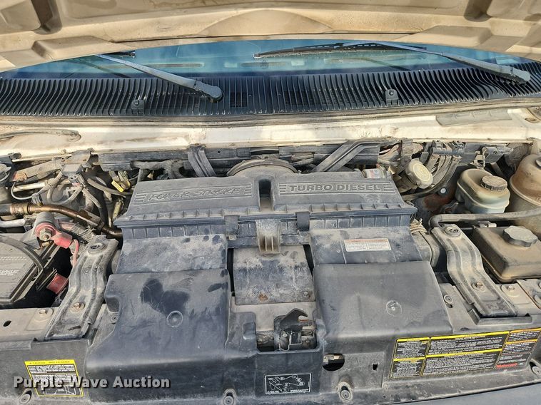 image for item DP2433 2000 Ford E350 Super Duty  van