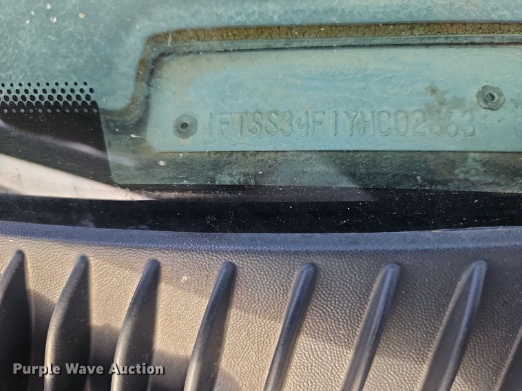 image for item DP2433 2000 Ford E350 Super Duty  van