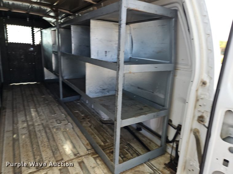 image for item DP2433 2000 Ford E350 Super Duty  van