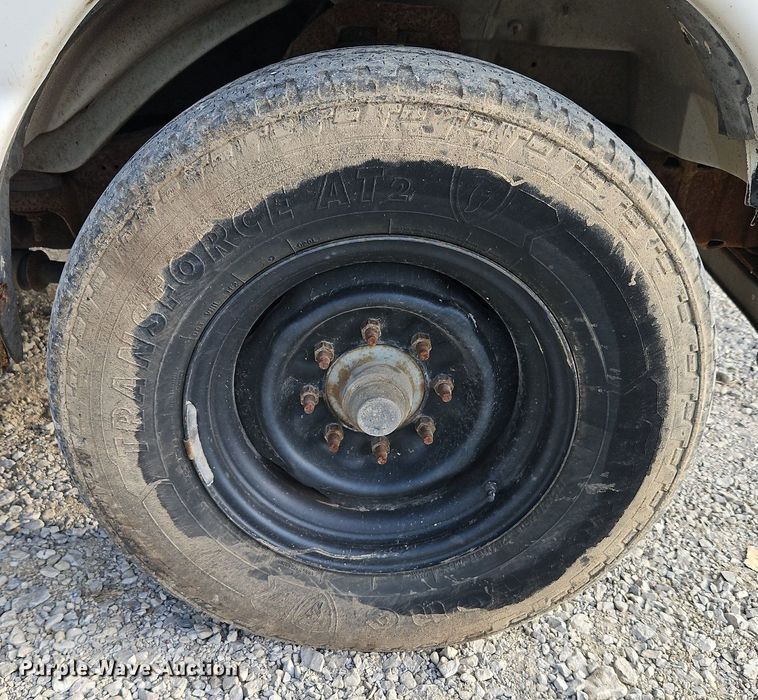 image for item DP2433 2000 Ford E350 Super Duty  van