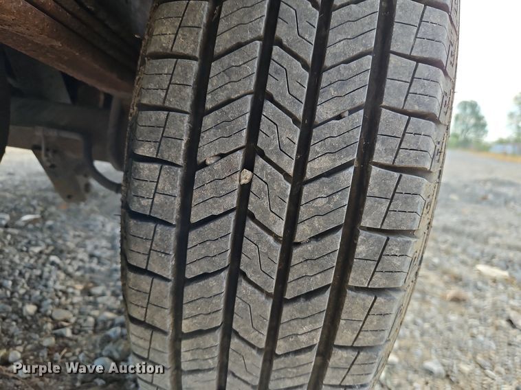 image for item DP2433 2000 Ford E350 Super Duty  van