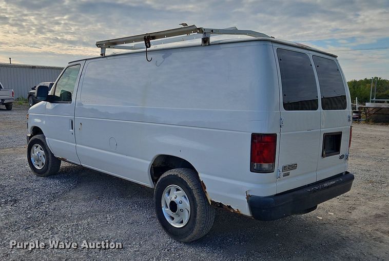 image for item DP2434 2008 Ford E250 Super Duty  van
