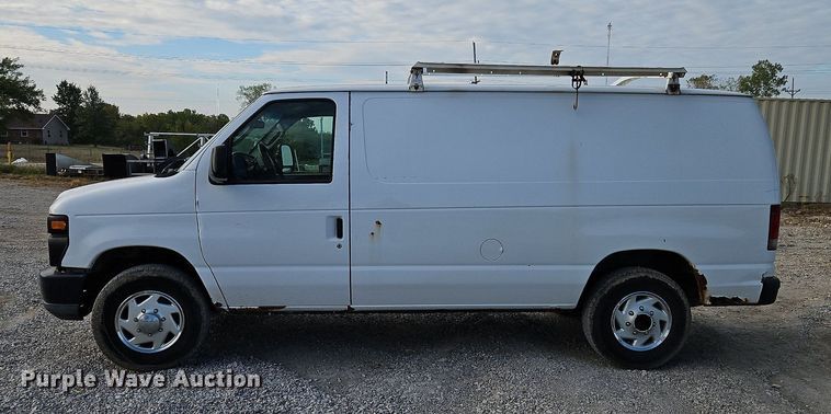 image for item DP2434 2008 Ford E250 Super Duty  van