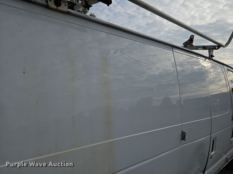 image for item DP2434 2008 Ford E250 Super Duty  van