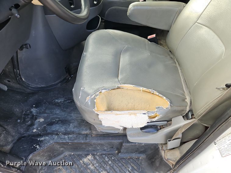 image for item DP2434 2008 Ford E250 Super Duty  van