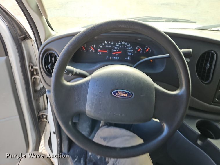 image for item DP2434 2008 Ford E250 Super Duty  van