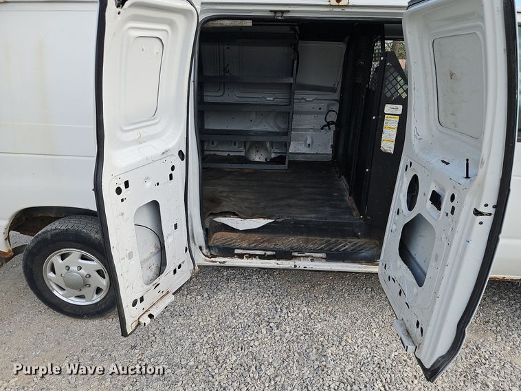 image for item DP2434 2008 Ford E250 Super Duty  van