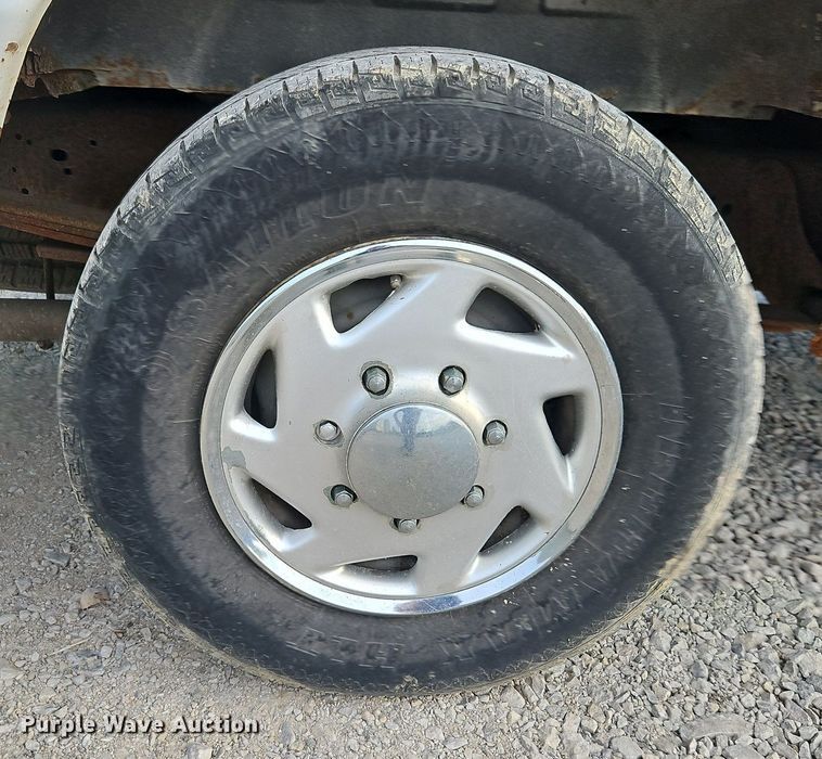 image for item DP2434 2008 Ford E250 Super Duty  van