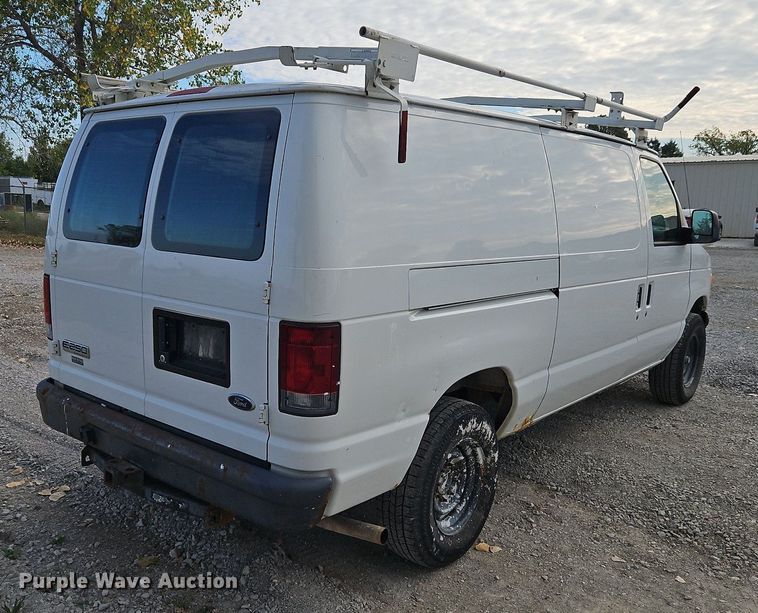 image for item DP2435 2007 Ford E250 Super Duty  van