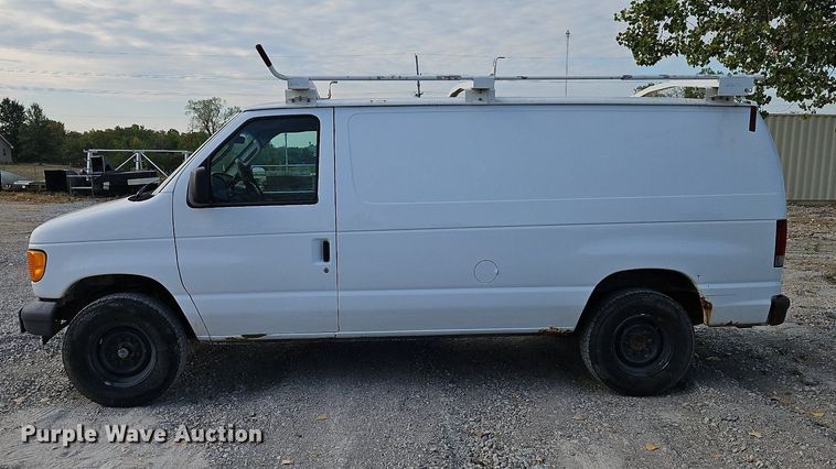 image for item DP2435 2007 Ford E250 Super Duty  van