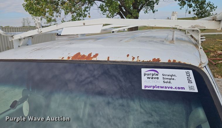 image for item DP2435 2007 Ford E250 Super Duty  van