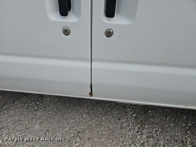 image for item DP2435 2007 Ford E250 Super Duty  van